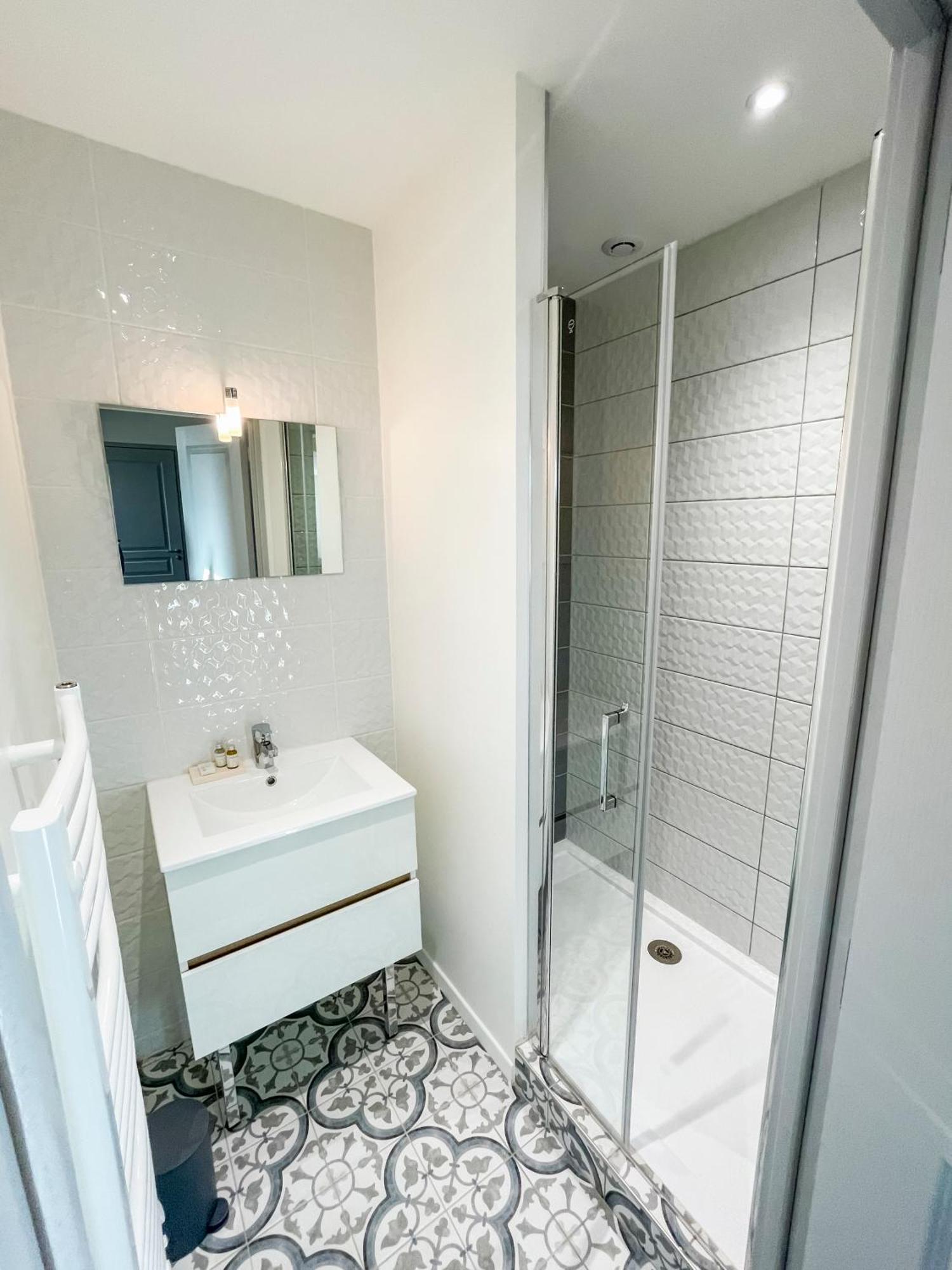 Studios Climatises En Centre Ville Bordeaux Eksteriør billede