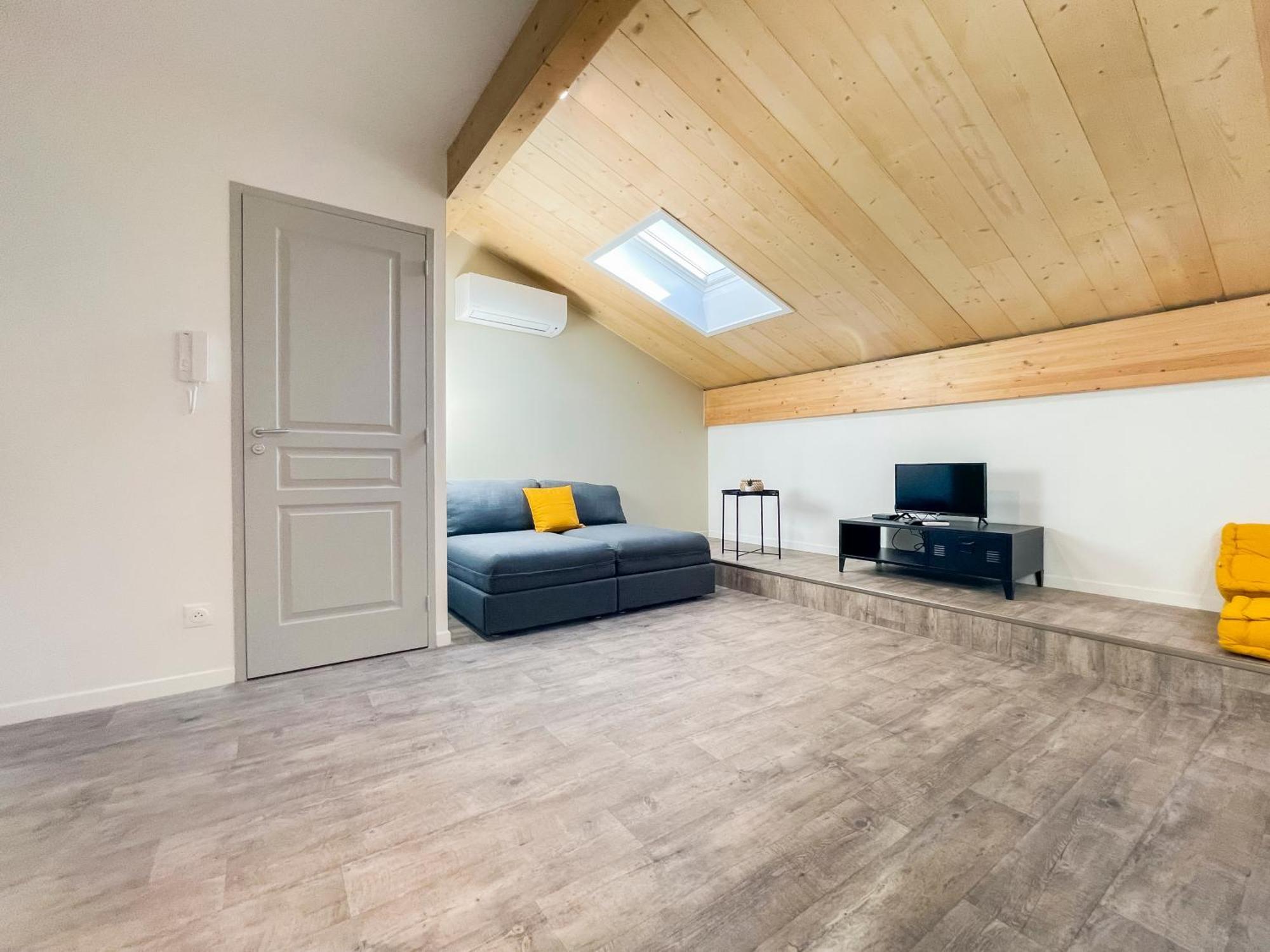 Studios Climatises En Centre Ville Bordeaux Eksteriør billede
