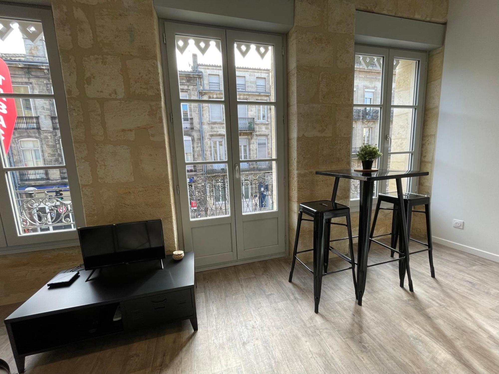 Studios Climatises En Centre Ville Bordeaux Eksteriør billede