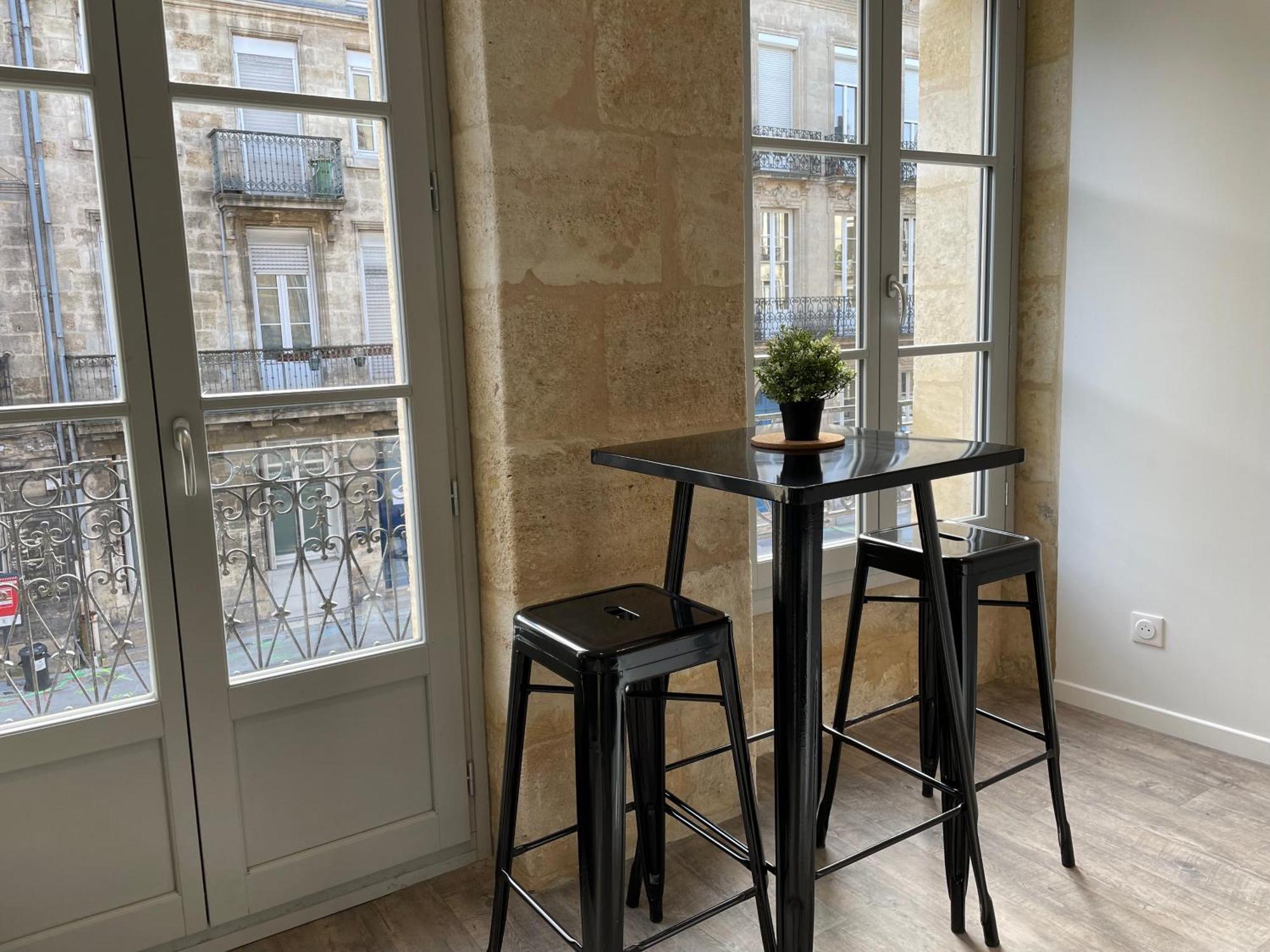 Studios Climatises En Centre Ville Bordeaux Eksteriør billede