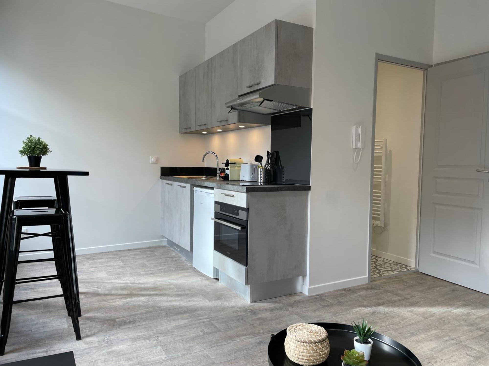 Studios Climatises En Centre Ville Bordeaux Eksteriør billede